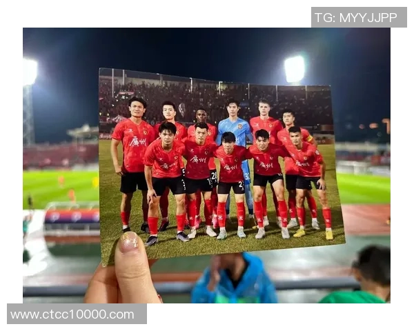 广州足球队的比赛经验探讨与启示分析助力球队未来发展