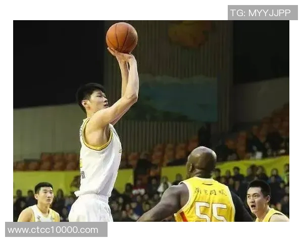 杭州篮球队以89分稳居大师赛积分榜首位争夺冠军之路愈发明朗 杭州篮球队以89分稳居大师赛积分榜首位争夺冠军之路愈发明朗