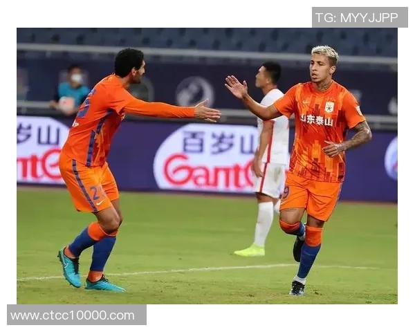 成都网球队在城市联赛积分榜上以82分稳居第一名展现强劲实力